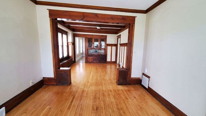 2161 N 39th St - Photo 2 of 18