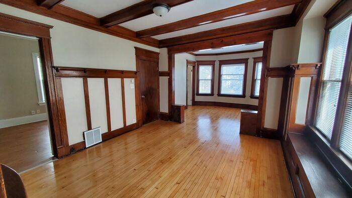 2161 N 39th St - Photo 3 of 18