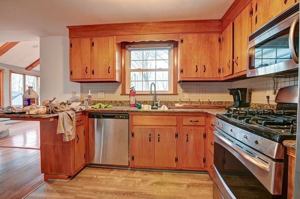 118 Ashcroft St #NA - Photo 3 of 19