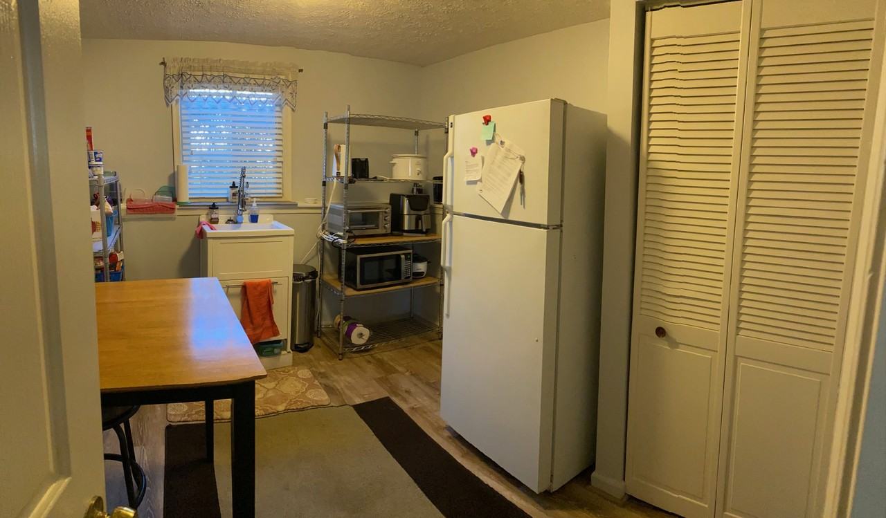 319 Samantha Dr #NA - Photo 3 of 4