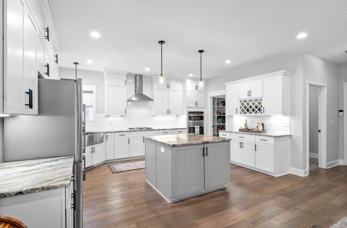 1543 Amblewood Way #NA - Photo 3 of 42