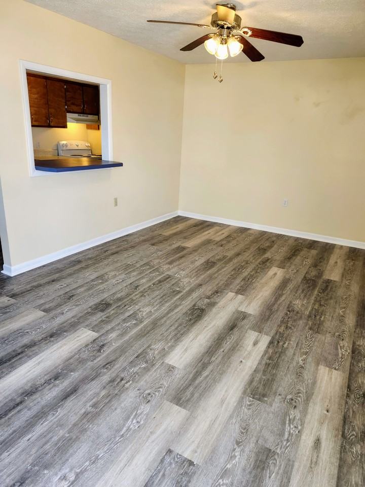 5230 Beach Dr #D - Photo 4 of 31