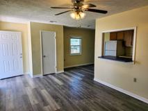5230 Beach Dr #D - Photo 1 of 1