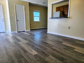5230 Beach Dr #D - Photo 1 of 1