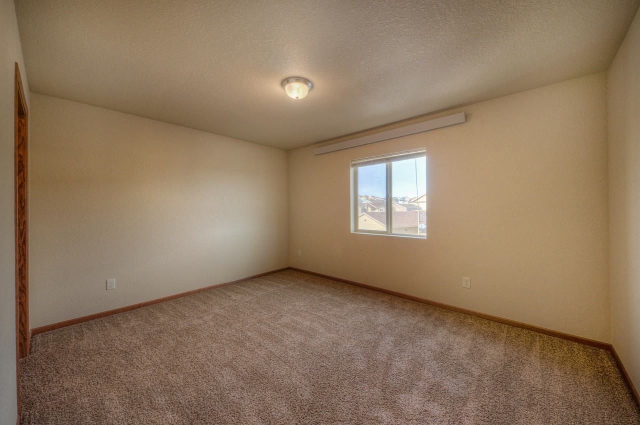 4660 Coal Bank Dr #104 - Photo 4 of 8