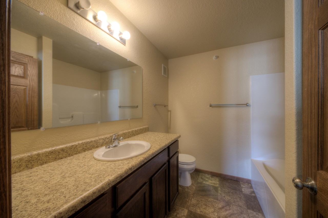 4660 Coal Bank Dr #104 - Photo 5 of 8