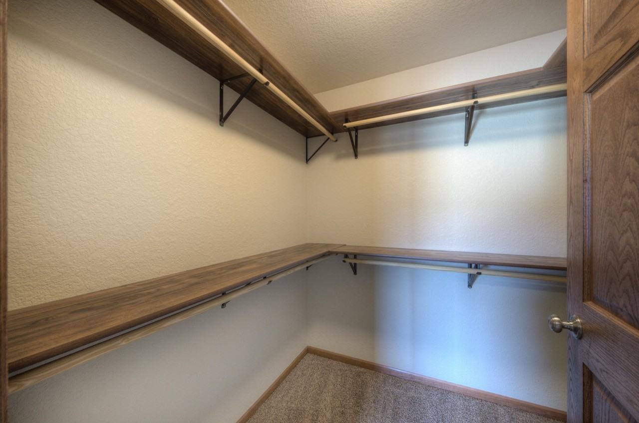 4660 Coal Bank Dr #104 - Photo 6 of 8