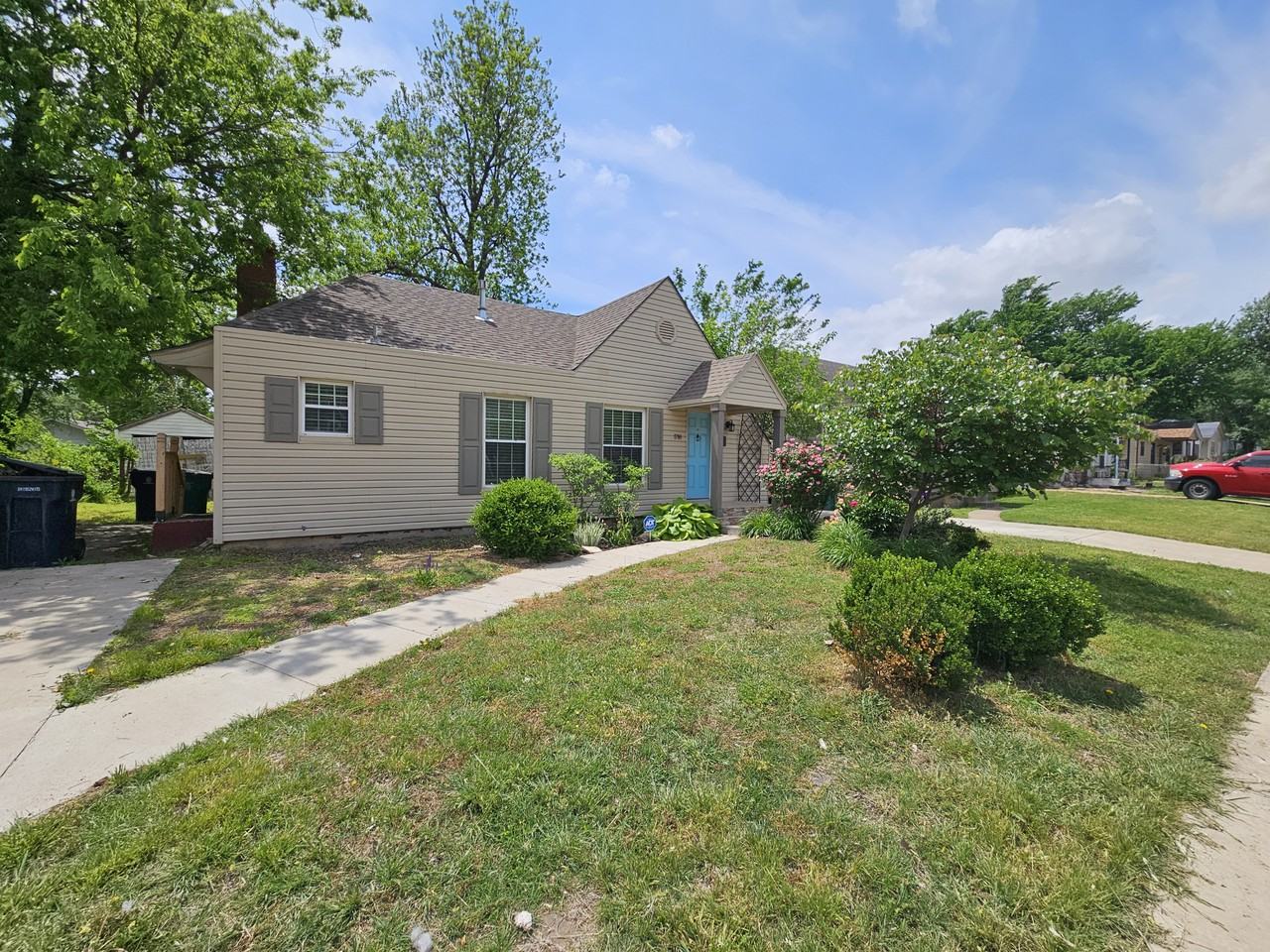 1718 Ne 20th St #NA - Photo 2 of 10