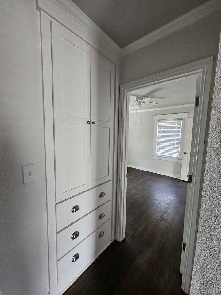 1718 Ne 20th St #NA - Photo 6 of 10