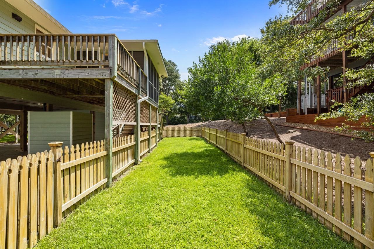 5601 Sound Dr #NA - Photo 7 of 38