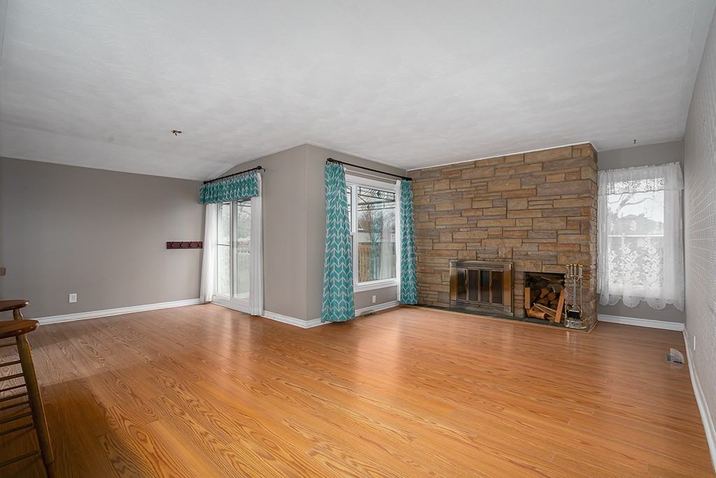 1518 Morisset Avenue - Photo 3 of 41