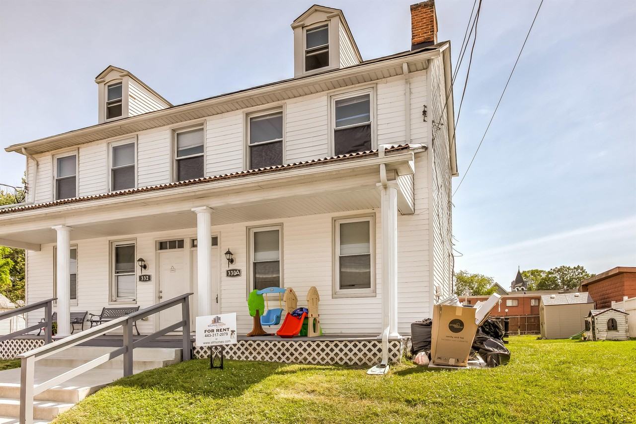 330A Front St #330A - Photo 3 of 11