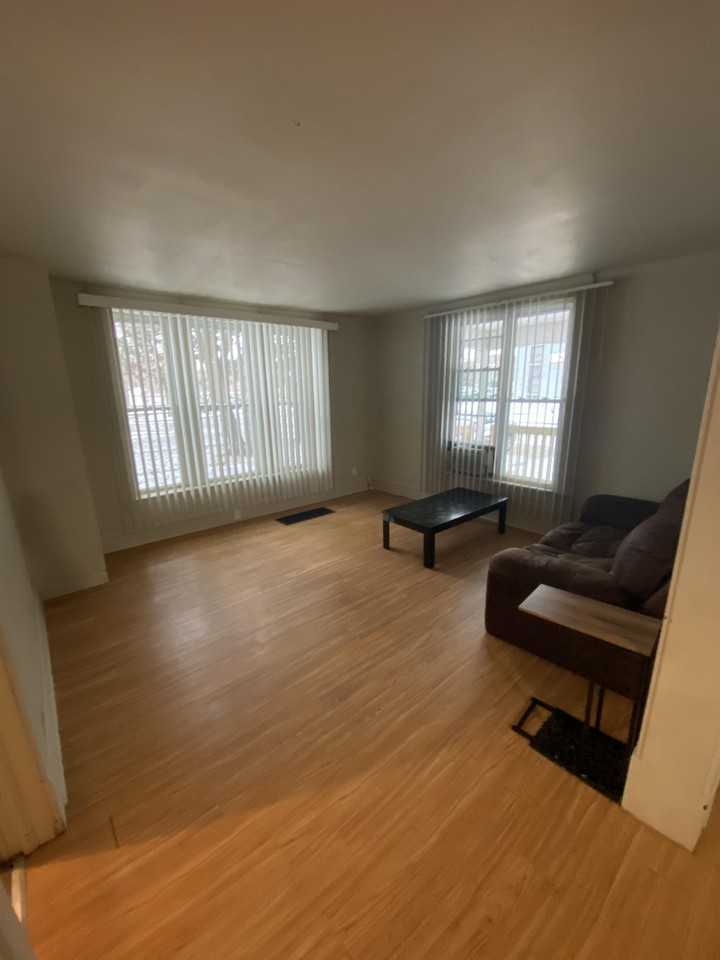 207 E Clark St #1 - Photo 7 of 20