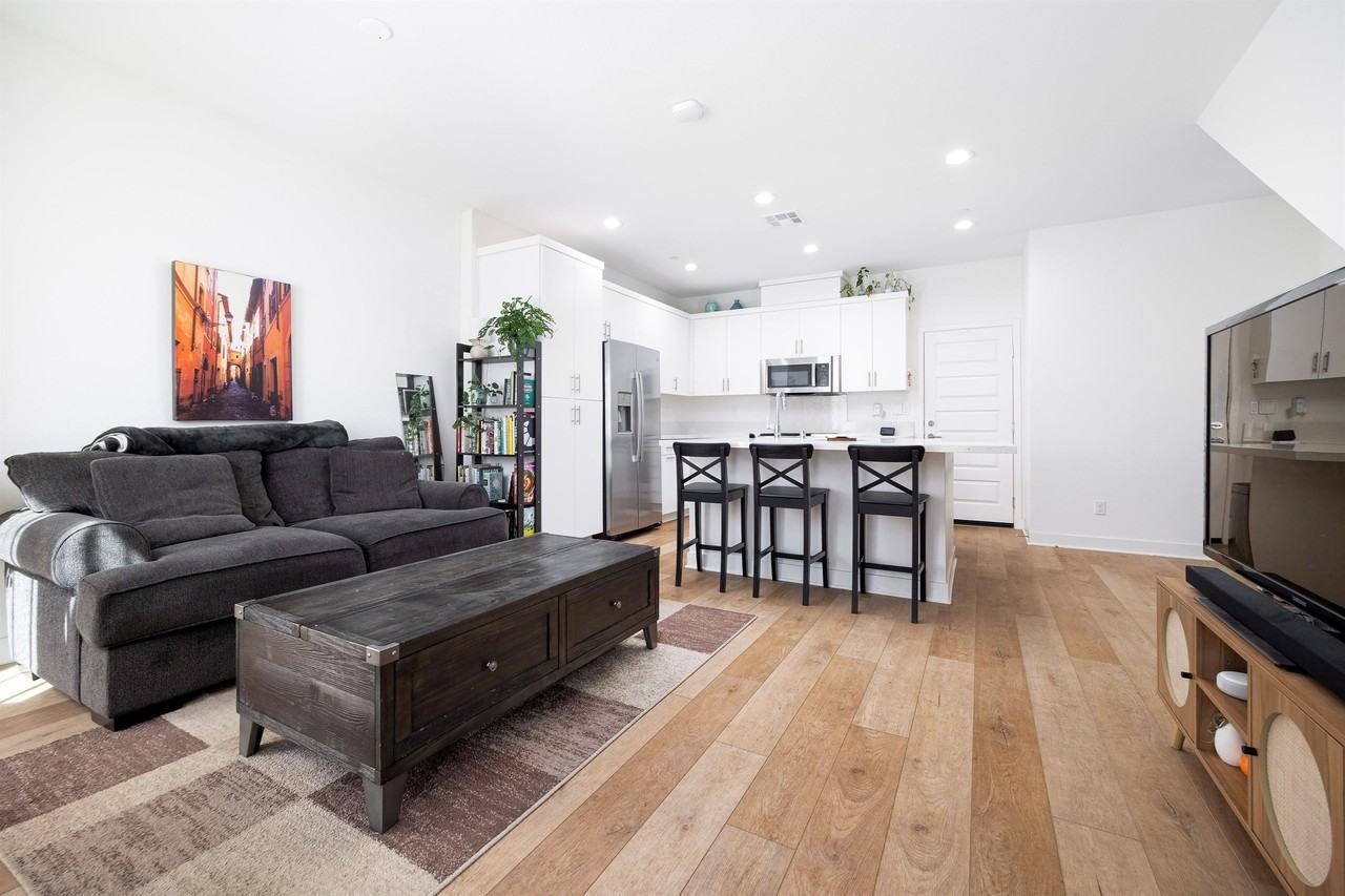 10921 Koya Way #1 - Photo 4 of 16