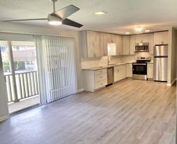 405 Marshall Ct Nw #8 - Photo 1 of 1