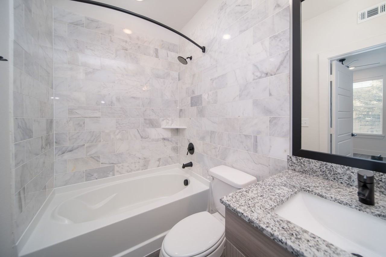 The Rosedale (Texas Wesleyan Student - Photo 5 of 7