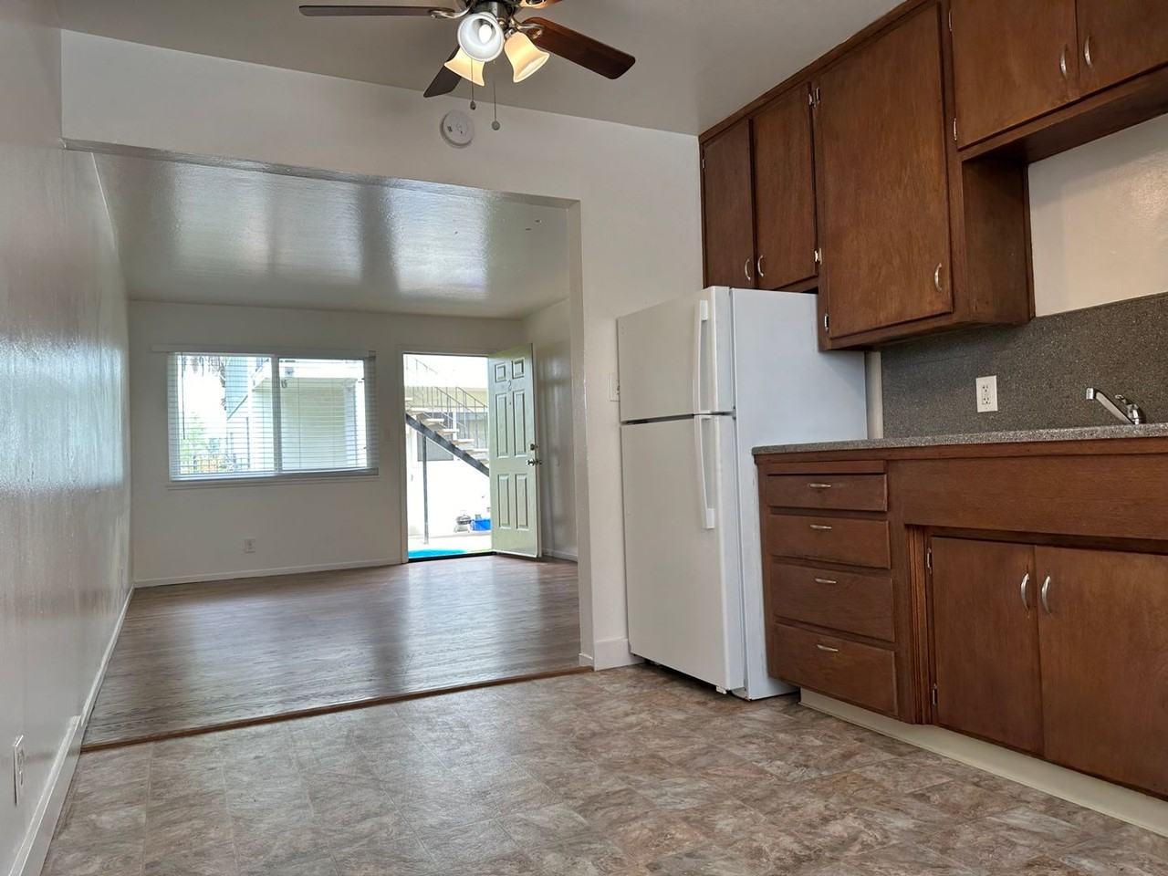 Del Paso Manor - Photo 4 of 35