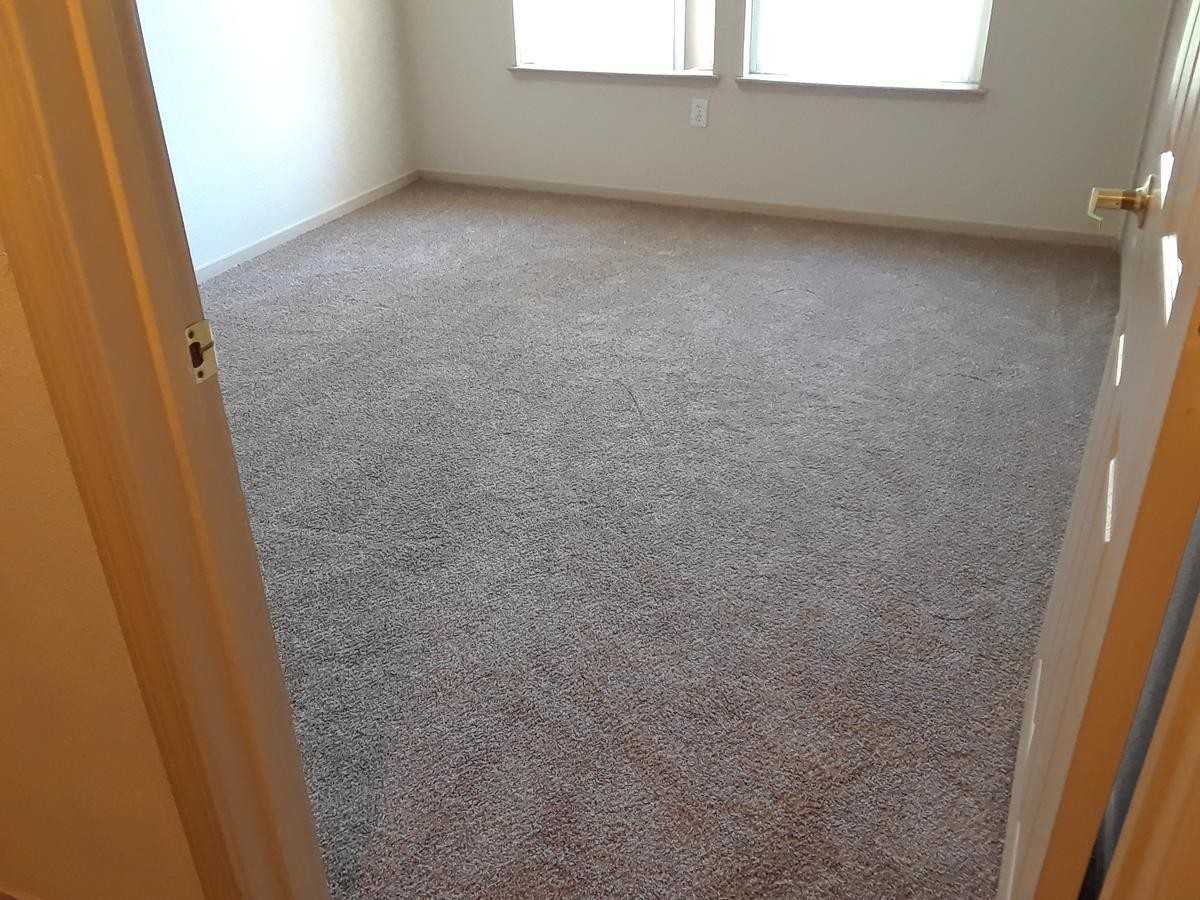 8131 Walerga Rd - Photo 7 of 9