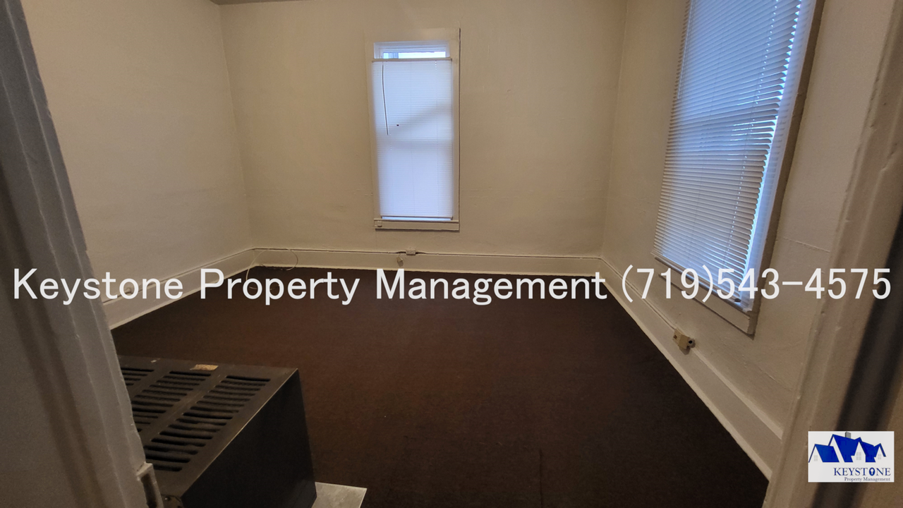 321 E 2nd St - Photo 6 of 8