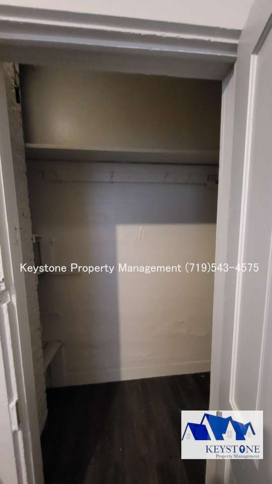 321 E 2nd St - Photo 7 of 8