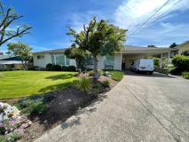 849 W Luellen Dr - Photo 1 of 1