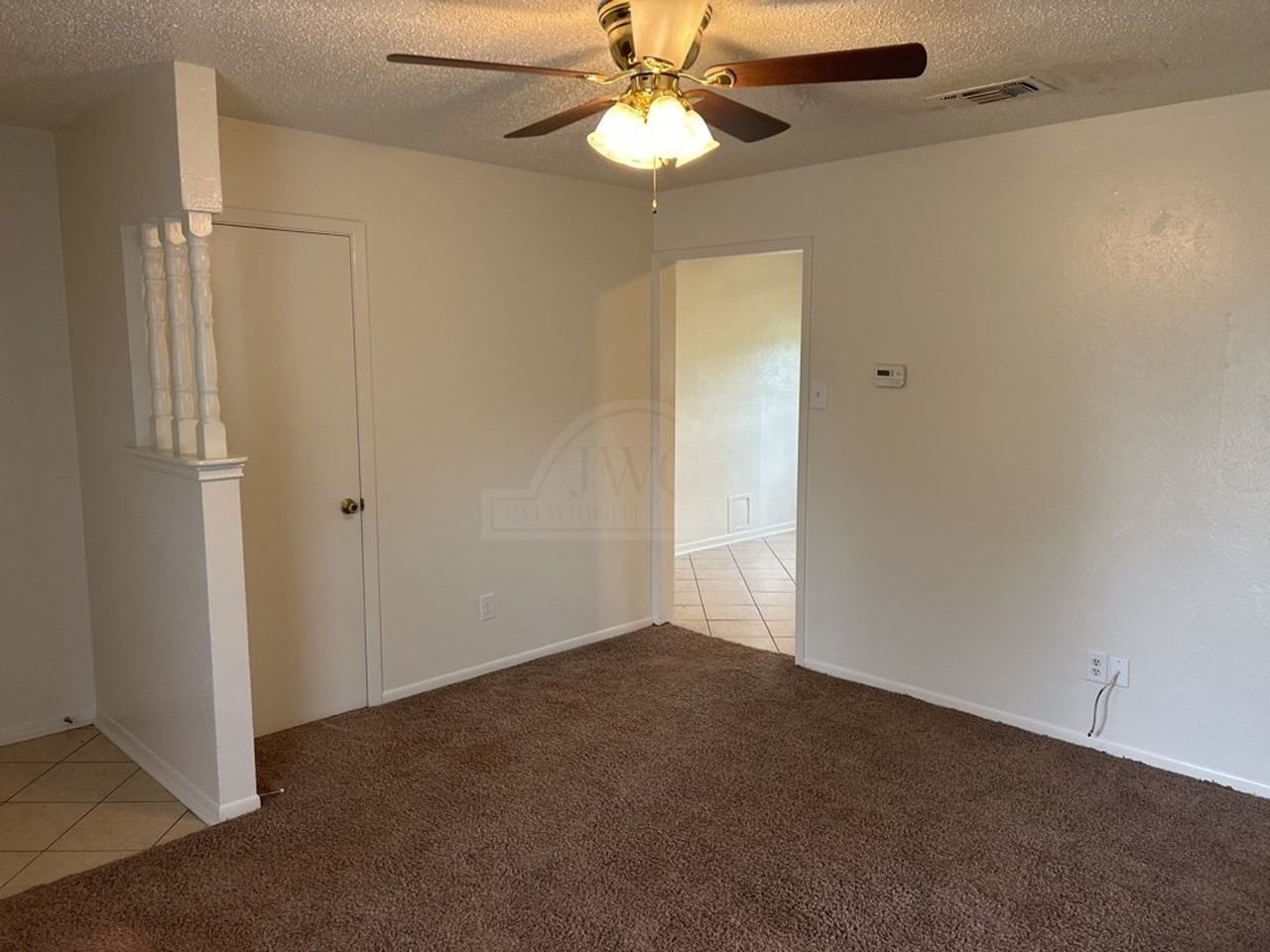 1811 Janis Dr - Photo 4 of 27