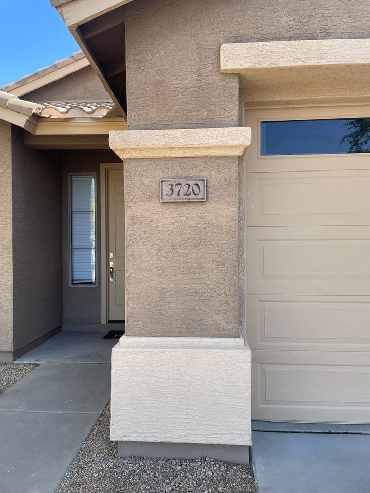 3720 W Rushmore Dr - Photo 2 of 35