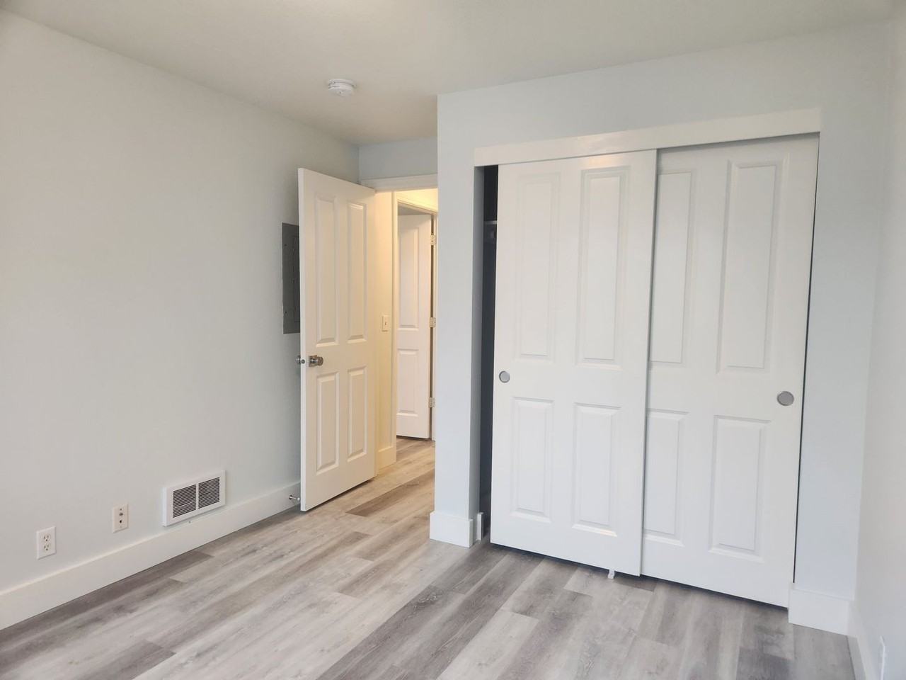 1721 Mill Aly - Photo 7 of 19