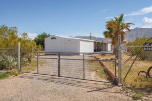 featured image of 320 N Anderson Ln