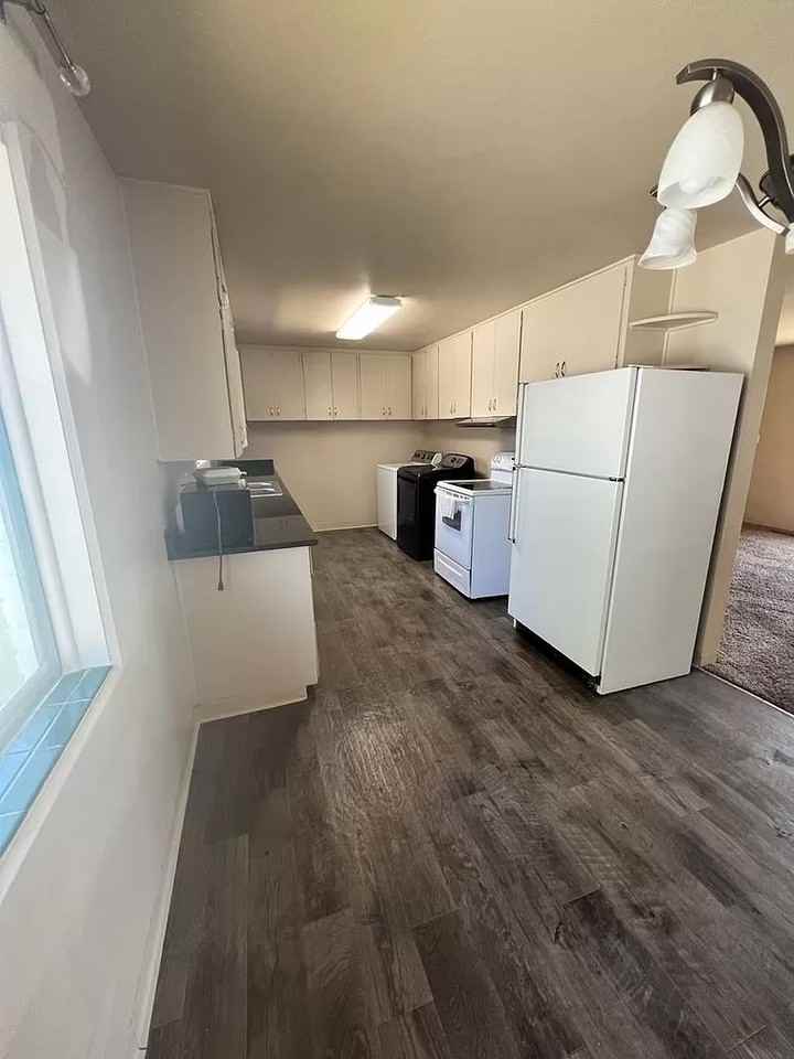 2510 South Stanley Street - Photo 2 of 12