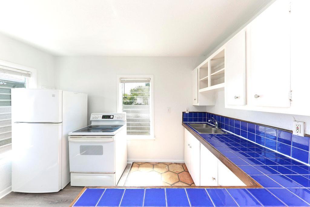 417 Mayflower Rd - Photo 5 of 12