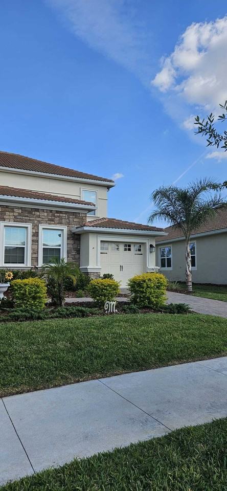 8886 Fallen Oak Drive - Photo 2 of 3