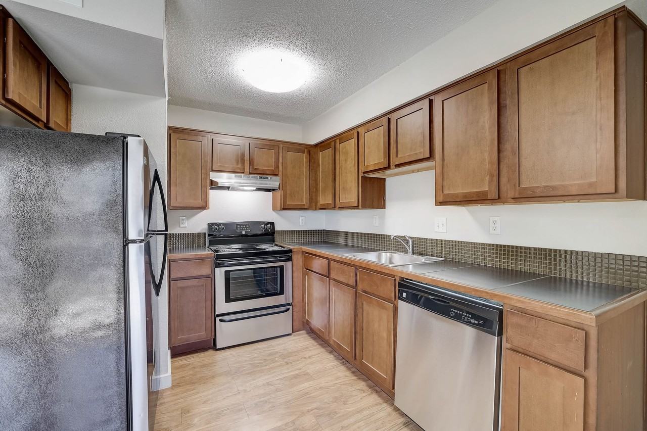 The Willows Apartments - Photo 7 of 49