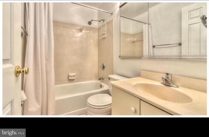 1807 E Lamley St #1 - Photo 2 of 20