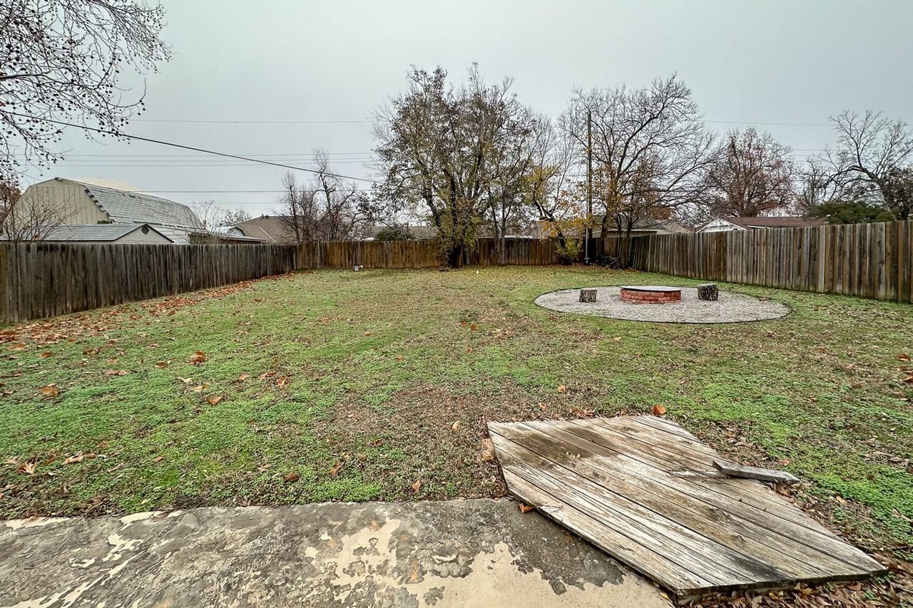 5202 N Tulsa Ave - Photo 3 of 15