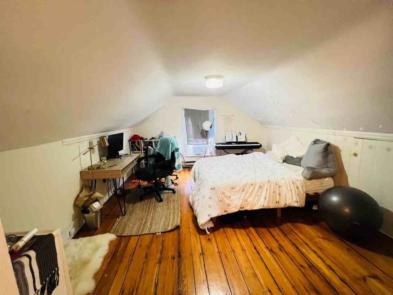 12 Pratt St - Photo 2 of 40