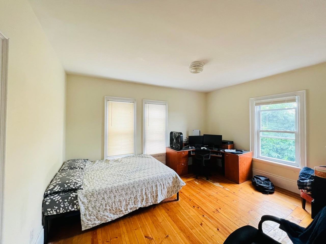 12 Pratt St - Photo 4 of 40