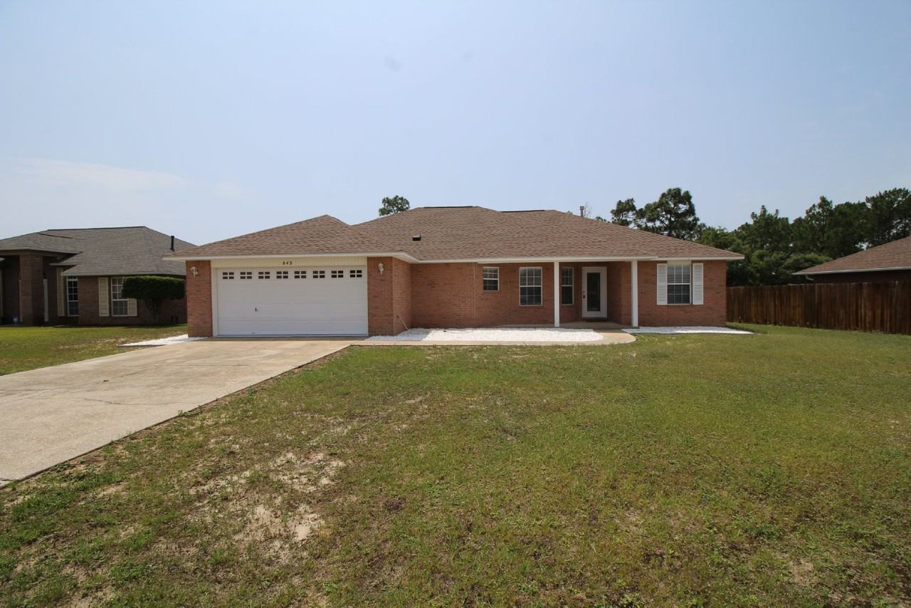 643 Downhaul Dr - Photo 2 of 24