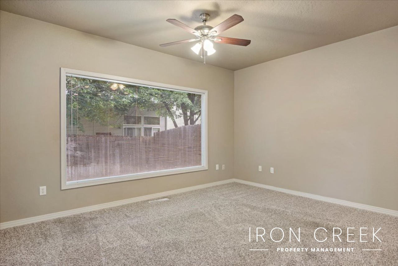 2155 S Amy Ave - Photo 7 of 17