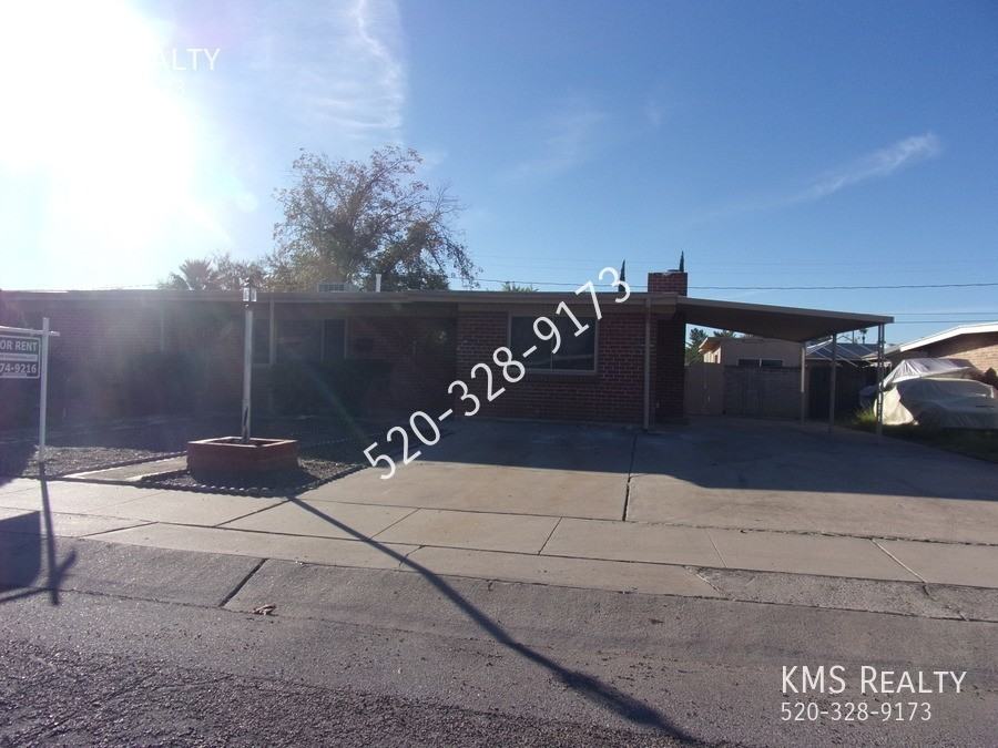 1261 W Knox Pl - Photo 2 of 39
