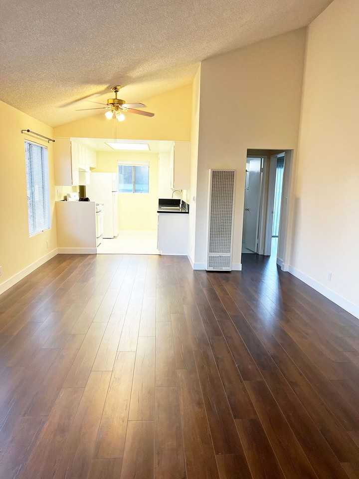 4166 Garden Ave #C - Photo 2 of 8