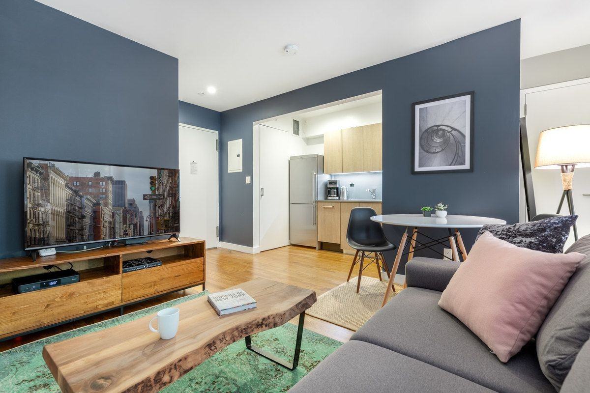 W 15th St & 6th Avenue #113 - Photo 2 of 12