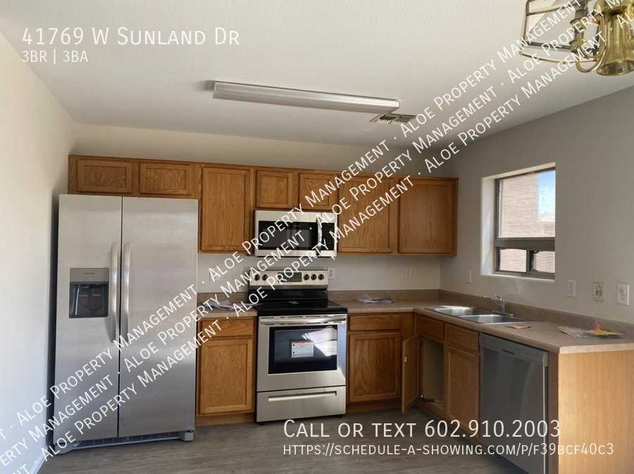 41769 W Sunland Dr - Photo 3 of 8