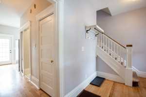 featured image of 733 E 27th St #733