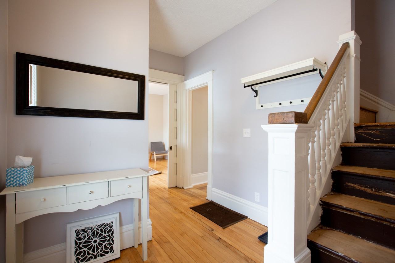 733 E 27th St #733 - Photo 2 of 26