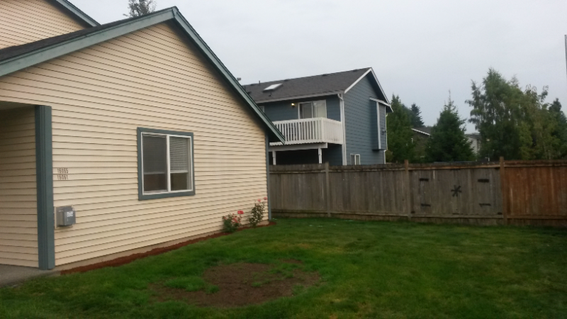 16065 Tatty Ave Se - Photo 2 of 12