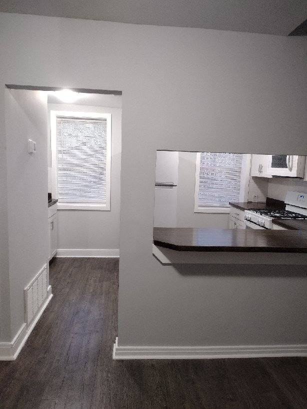 1731 Maryland Avenue - Photo 2 of 10