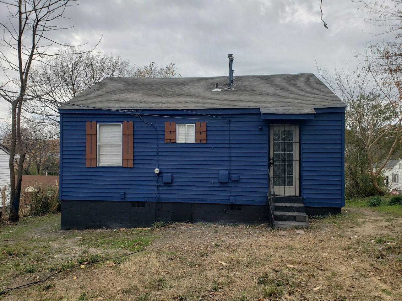 2066 Farrington Street - Photo 3 of 16