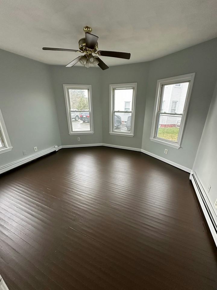 121 Hale Street, Unit First Floor - Photo 3 of 6