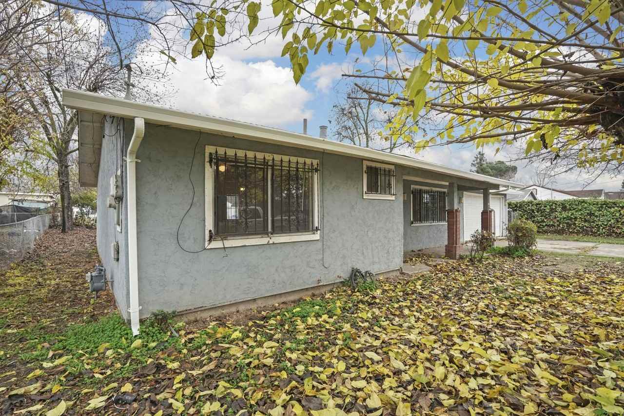 428 S Gertrude Ave - Photo 3 of 36